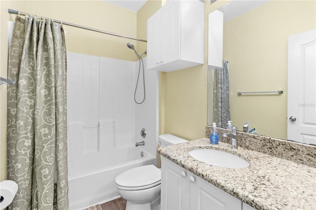For Rent: $2,650 (2 beds, 2 baths, 1350 Square Feet)