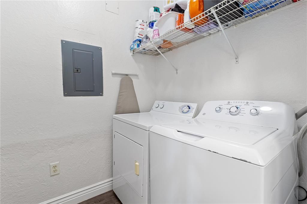 For Rent: $2,650 (2 beds, 2 baths, 1350 Square Feet)