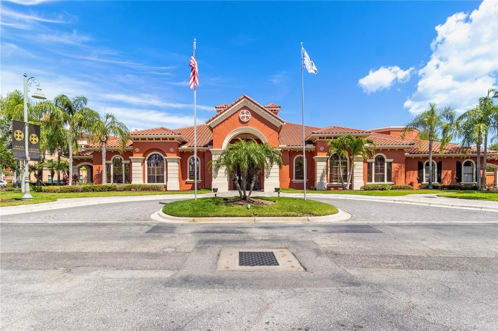 For Rent: $2,650 (2 beds, 2 baths, 1350 Square Feet)