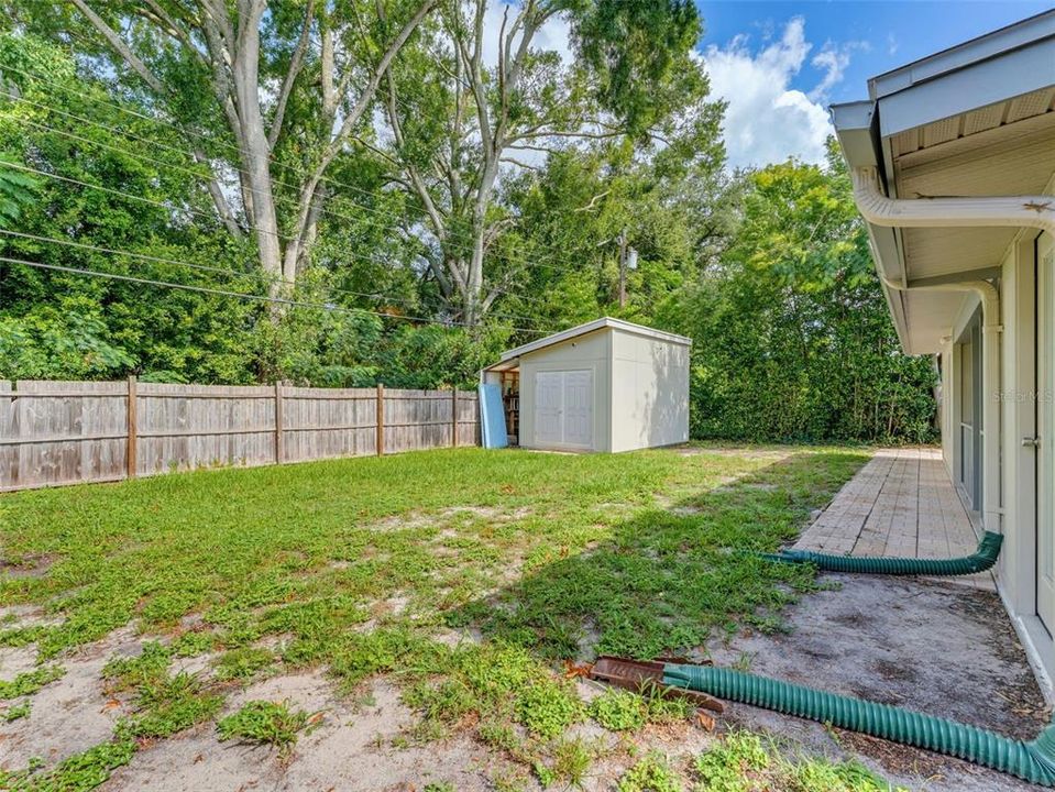 На продажу: $225,000 (3 спален, 1 ванн, 888 Квадратных фут)