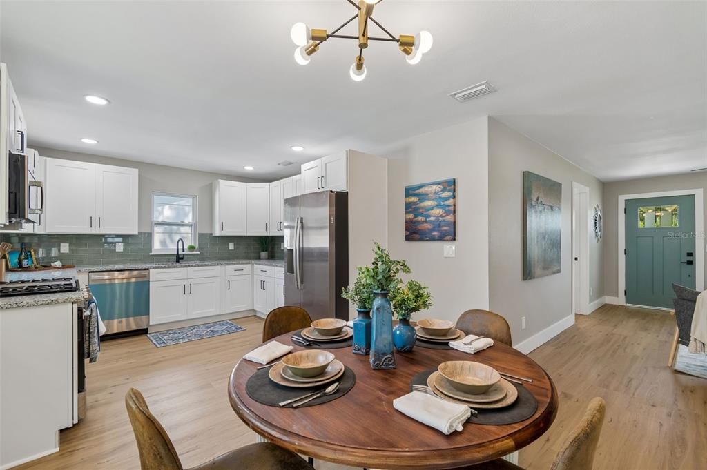 En Venta: $389,000 (5 camas, 2 baños, 1456 Pies cuadrados)