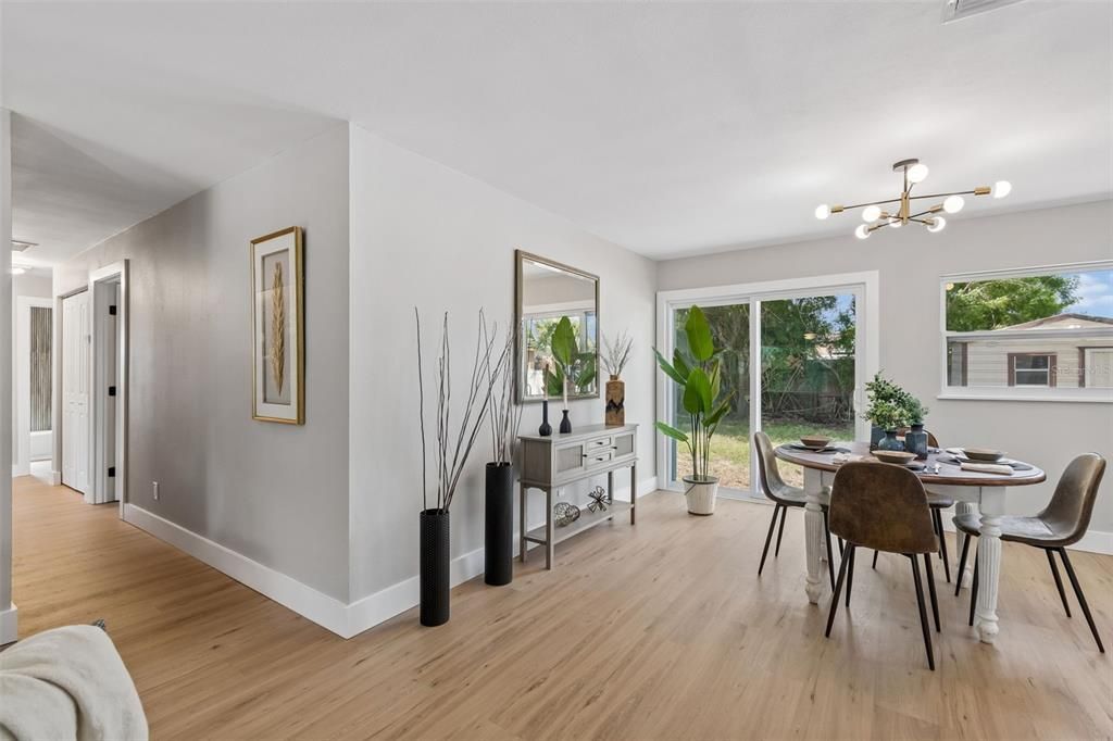 En Venta: $389,000 (5 camas, 2 baños, 1456 Pies cuadrados)