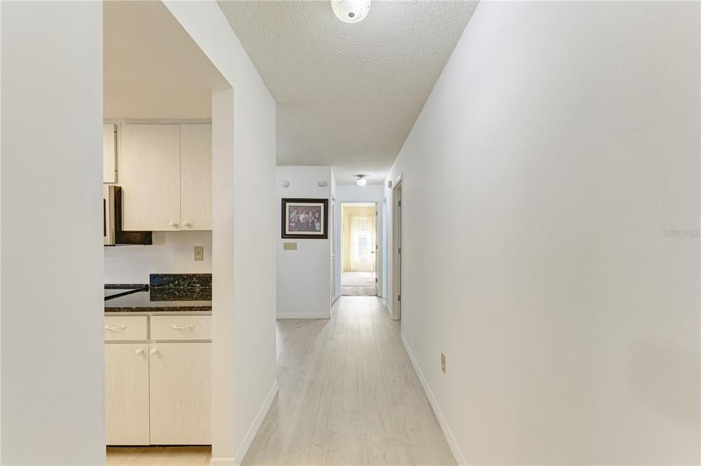 На продажу: $249,000 (2 спален, 2 ванн, 1803 Квадратных фут)