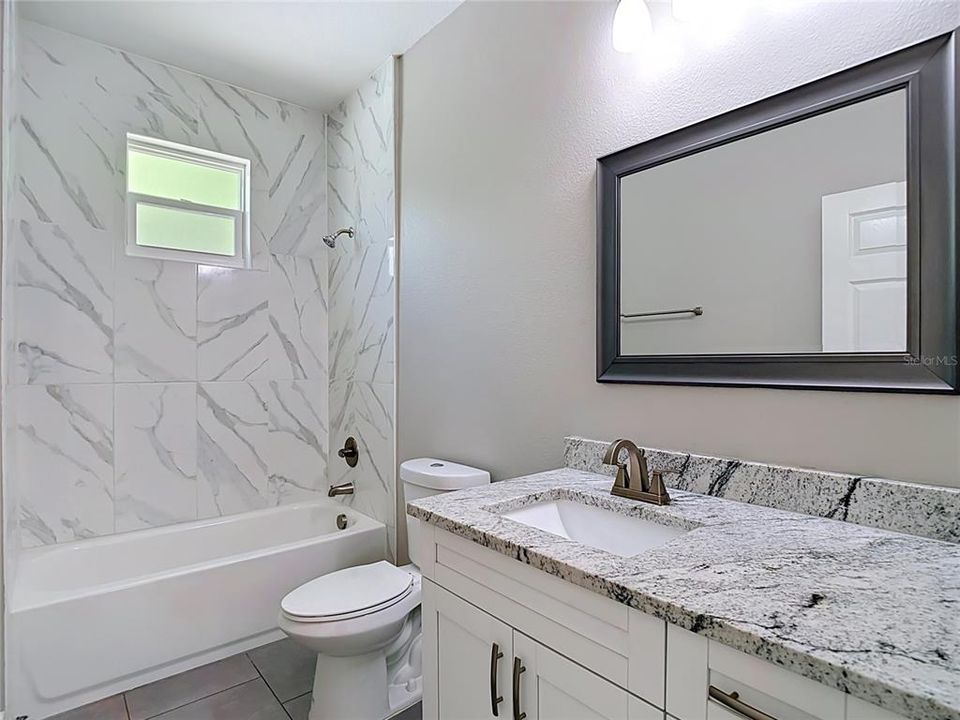 En Venta: $399,900 (3 camas, 2 baños, 1500 Pies cuadrados)
