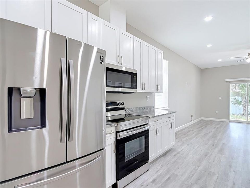 En Venta: $399,900 (3 camas, 2 baños, 1500 Pies cuadrados)