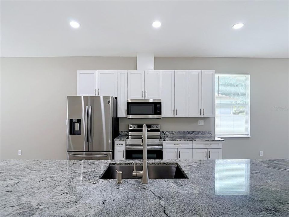 En Venta: $399,900 (3 camas, 2 baños, 1500 Pies cuadrados)