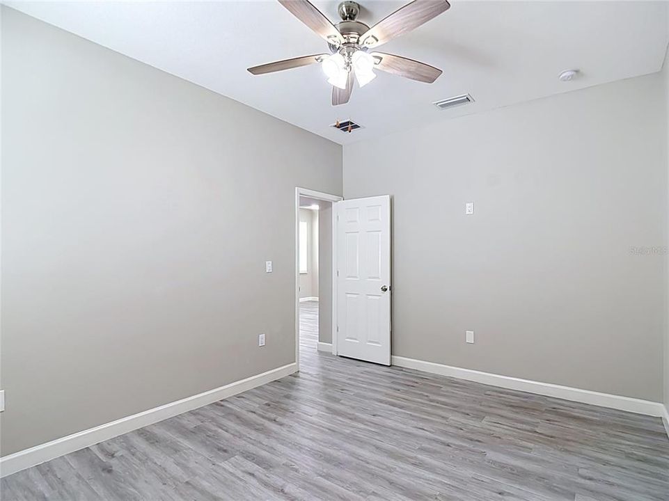 En Venta: $399,900 (3 camas, 2 baños, 1500 Pies cuadrados)