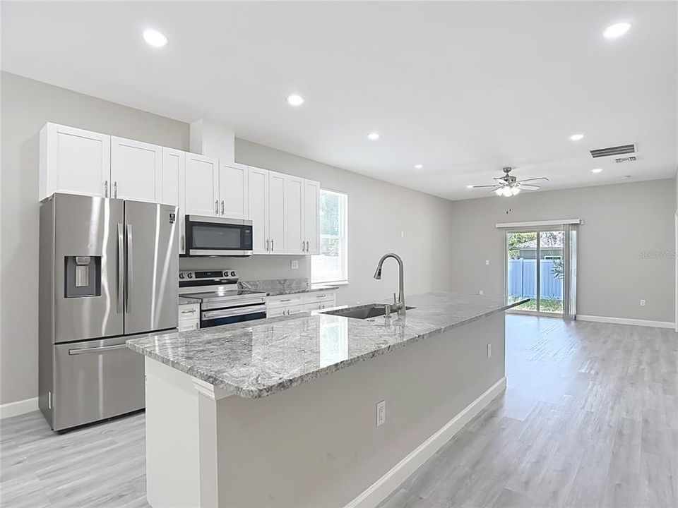 En Venta: $399,900 (3 camas, 2 baños, 1500 Pies cuadrados)