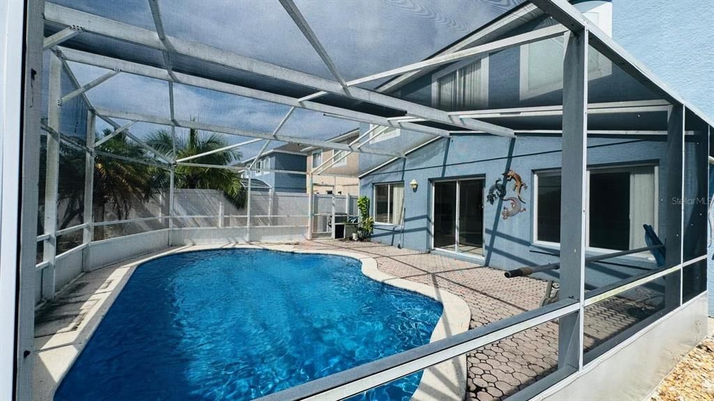 En Venta: $419,900 (4 camas, 2 baños, 1837 Pies cuadrados)