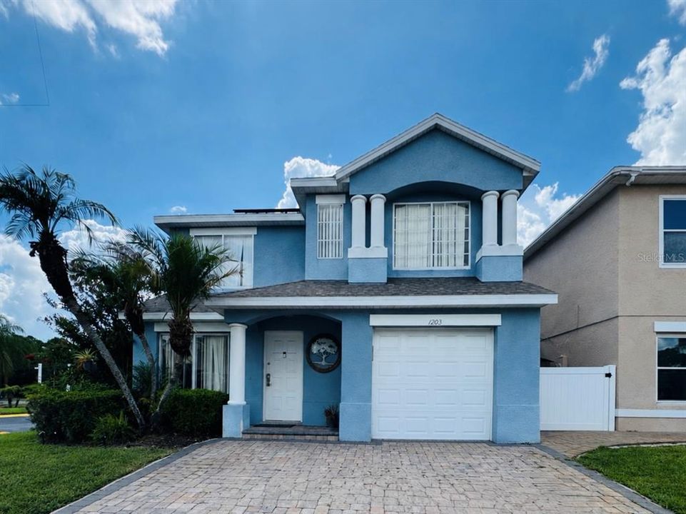 En Venta: $419,900 (4 camas, 2 baños, 1837 Pies cuadrados)