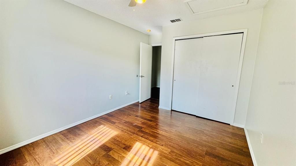 En Venta: $419,900 (4 camas, 2 baños, 1837 Pies cuadrados)