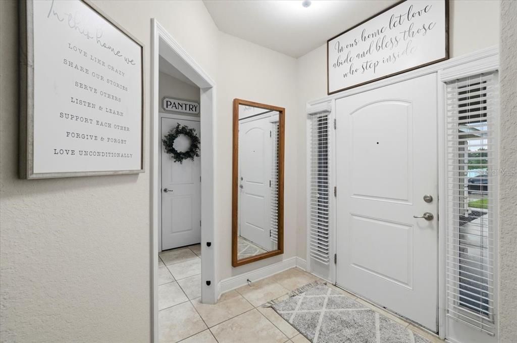 For Sale: $285,000 (4 beds, 2 baths, 1761 Square Feet)