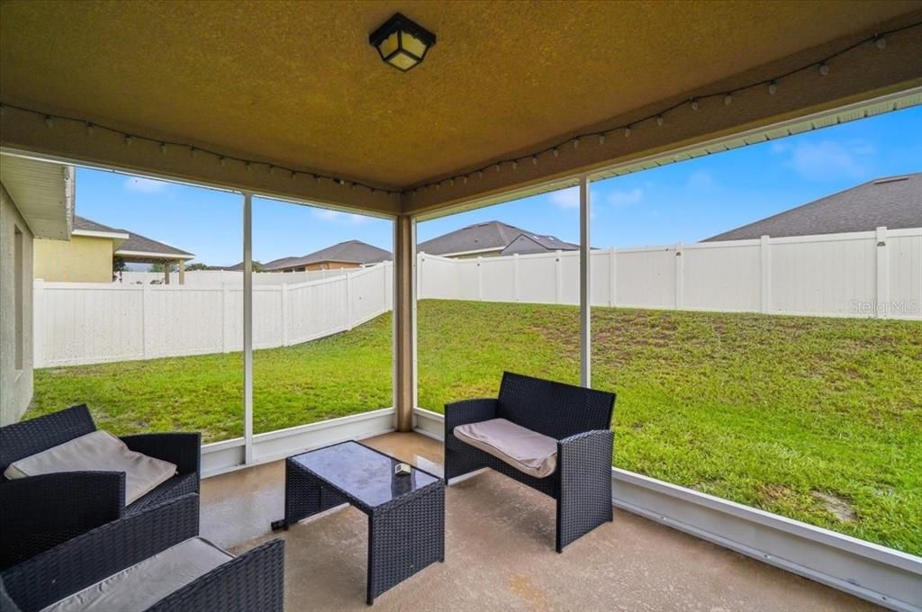 For Sale: $285,000 (4 beds, 2 baths, 1761 Square Feet)