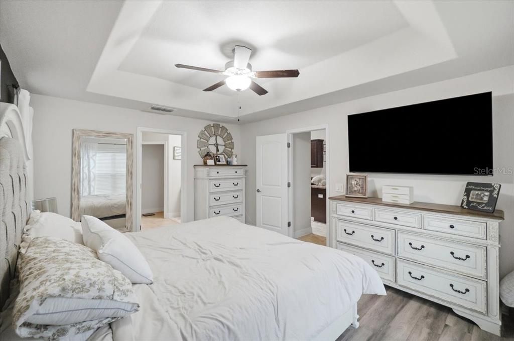 For Sale: $285,000 (4 beds, 2 baths, 1761 Square Feet)