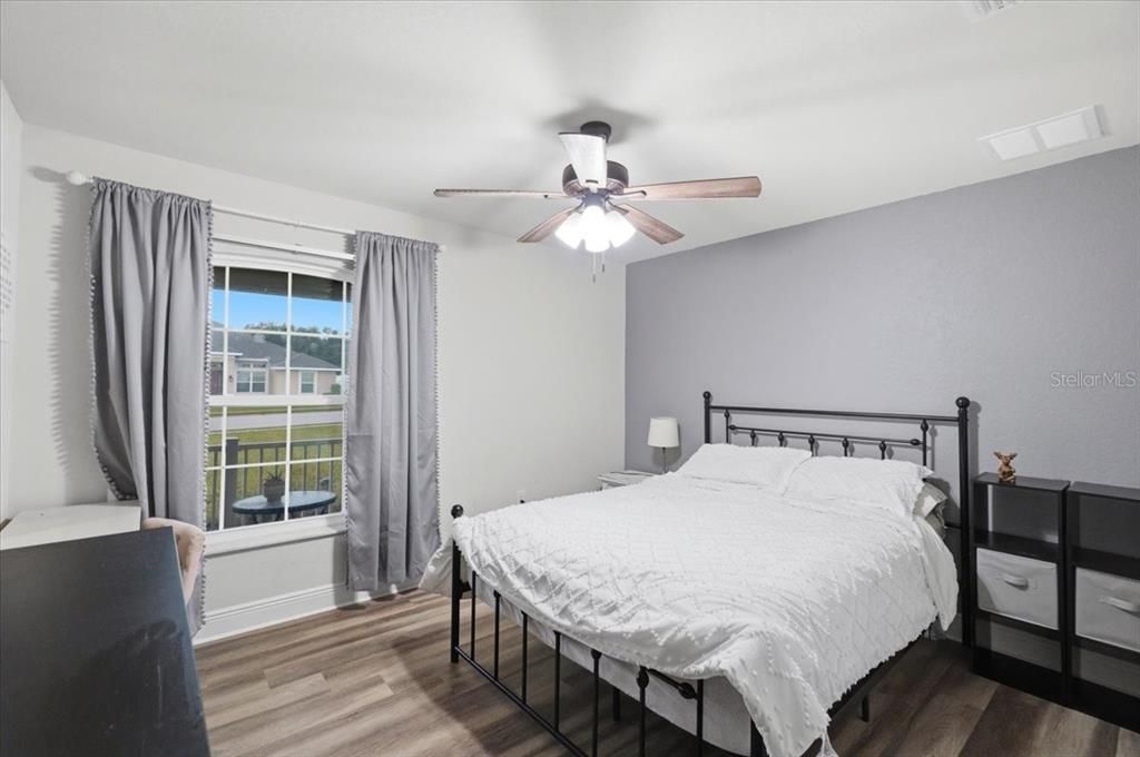 For Sale: $285,000 (4 beds, 2 baths, 1761 Square Feet)