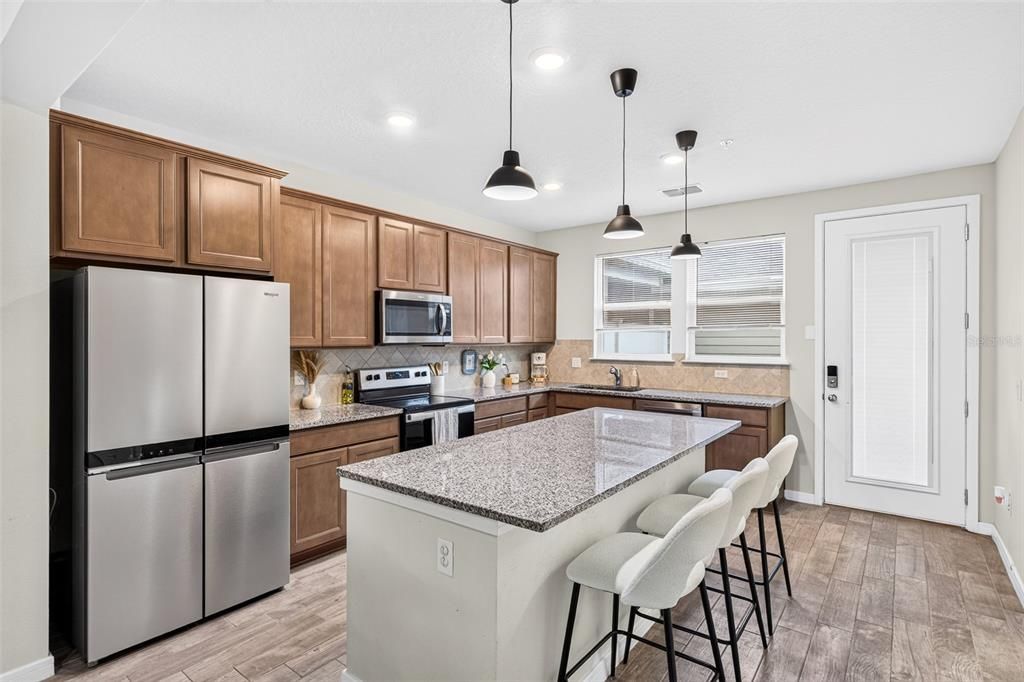 For Sale: $400,000 (3 beds, 2 baths, 1620 Square Feet)