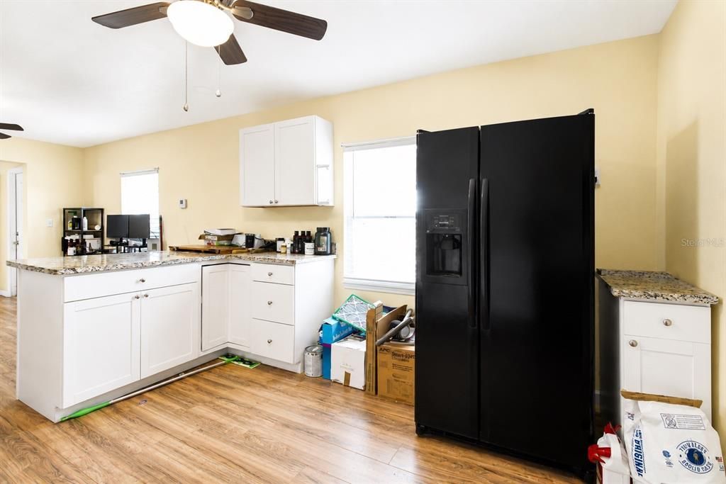 En Venta: $245,000 (2 camas, 1 baños, 712 Pies cuadrados)
