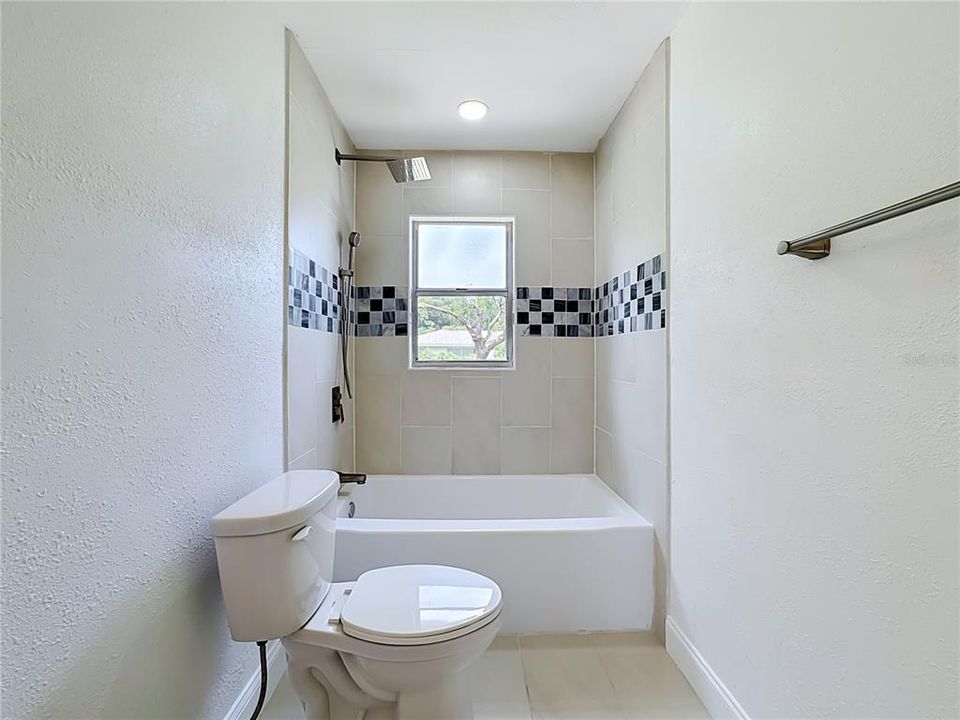 На продажу: $365,000 (3 спален, 2 ванн, 1481 Квадратных фут)