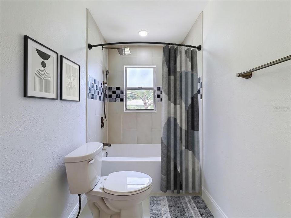 На продажу: $365,000 (3 спален, 2 ванн, 1481 Квадратных фут)