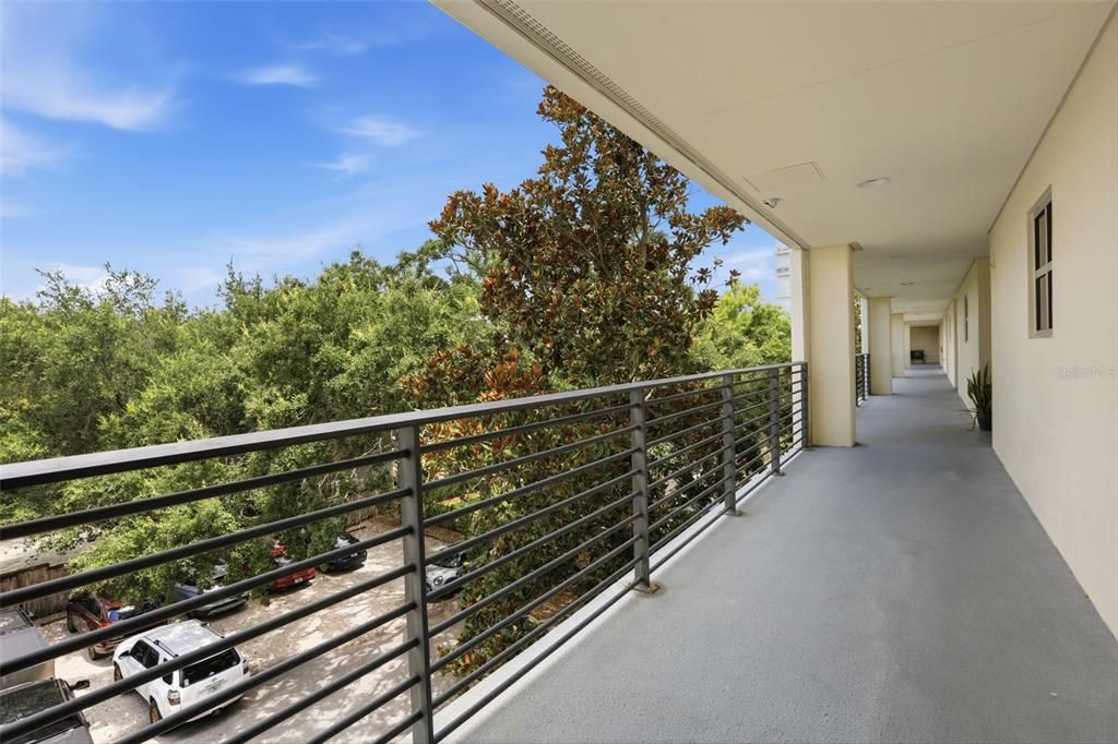 For Sale: $574,900 (3 beds, 2 baths, 1593 Square Feet)