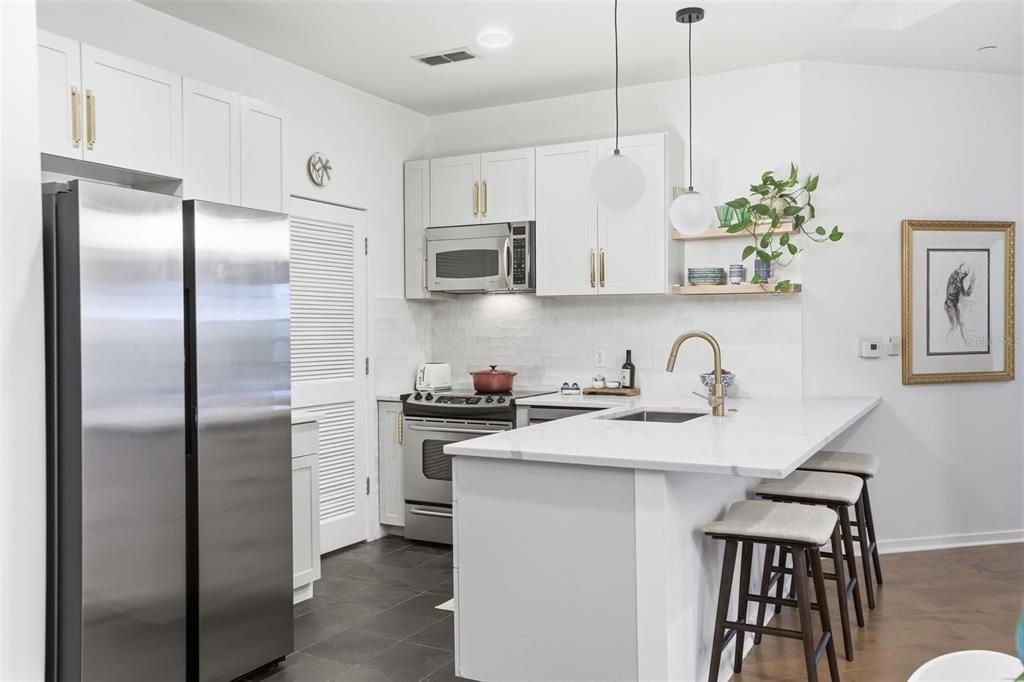 For Sale: $574,900 (3 beds, 2 baths, 1593 Square Feet)