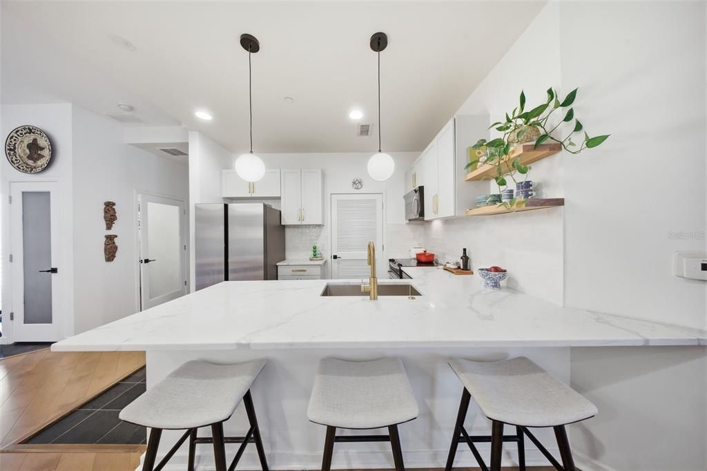 For Sale: $574,900 (3 beds, 2 baths, 1593 Square Feet)