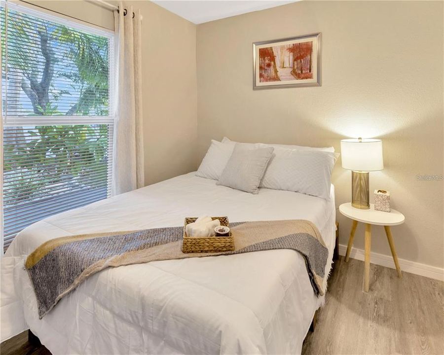 В аренду: $3,200 (4 спален, 2 ванн, 1669 Квадратных фут)