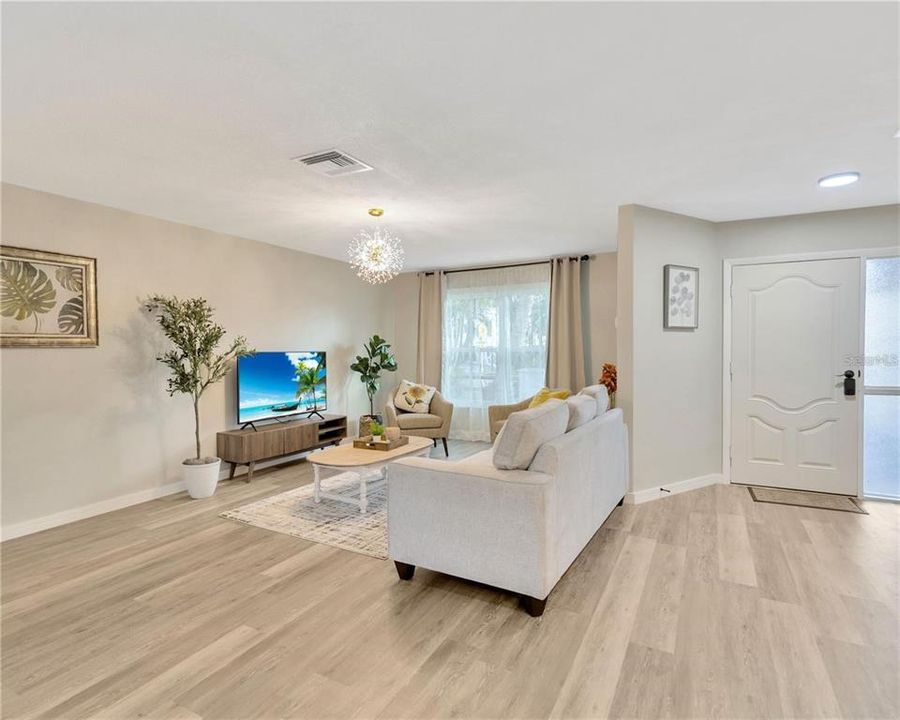 В аренду: $3,200 (4 спален, 2 ванн, 1669 Квадратных фут)
