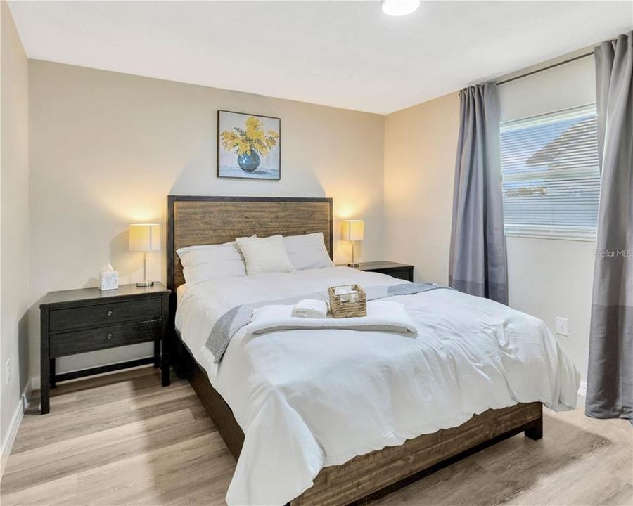 В аренду: $3,200 (4 спален, 2 ванн, 1669 Квадратных фут)