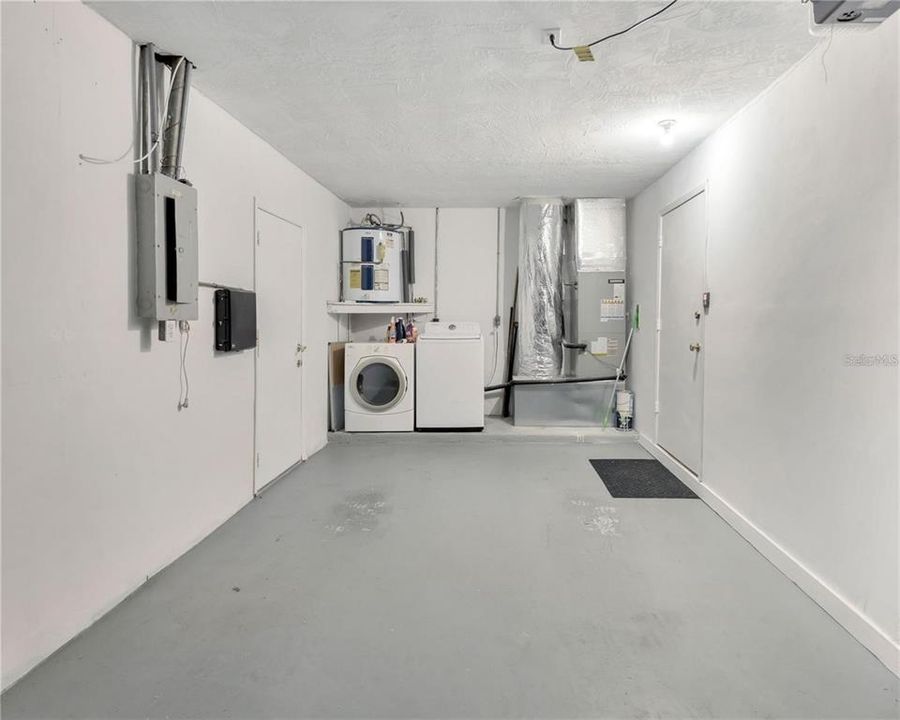 В аренду: $3,200 (4 спален, 2 ванн, 1669 Квадратных фут)