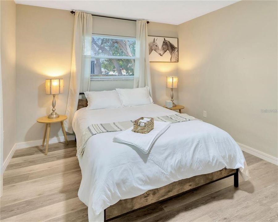 В аренду: $3,200 (4 спален, 2 ванн, 1669 Квадратных фут)