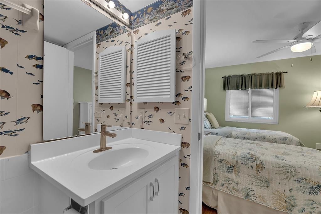 В аренду: $2,300 (2 спален, 2 ванн, 1108 Квадратных фут)