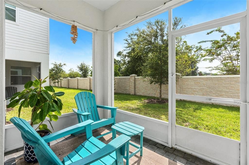 En Venta: $435,000 (3 camas, 2 baños, 1940 Pies cuadrados)