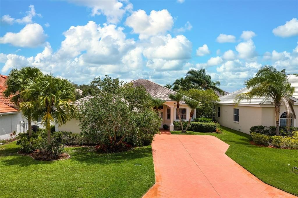 For Sale: $498,000 (3 beds, 2 baths, 1745 Square Feet)