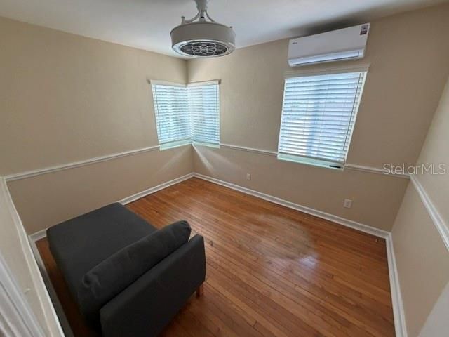 В аренду: $3,250 (3 спален, 1 ванн, 1279 Квадратных фут)