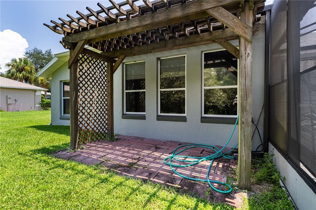 На продажу: $368,900 (3 спален, 2 ванн, 2094 Квадратных фут)