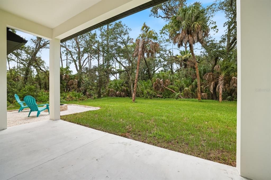 For Sale: $370,000 (3 beds, 2 baths, 1617 Square Feet)