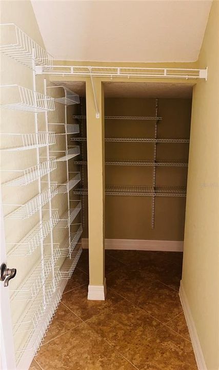 En Venta: $509,000 (4 camas, 2 baños, 2656 Pies cuadrados)
