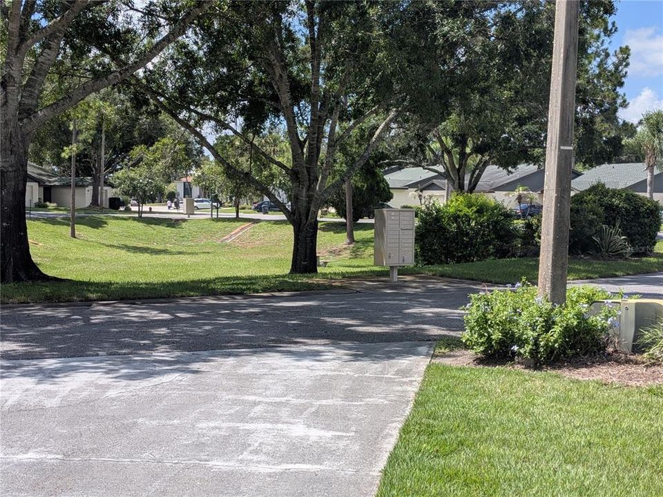 For Sale: $215,000 (2 beds, 2 baths, 1230 Square Feet)