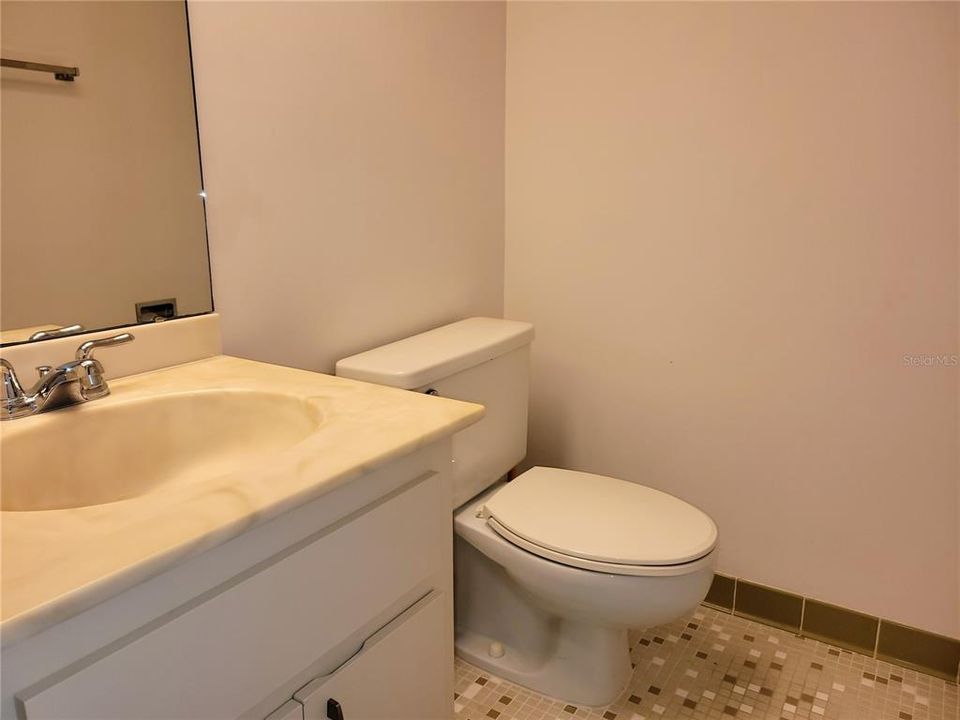 В аренду: $2,000 (1 спален, 1 ванн, 843 Квадратных фут)