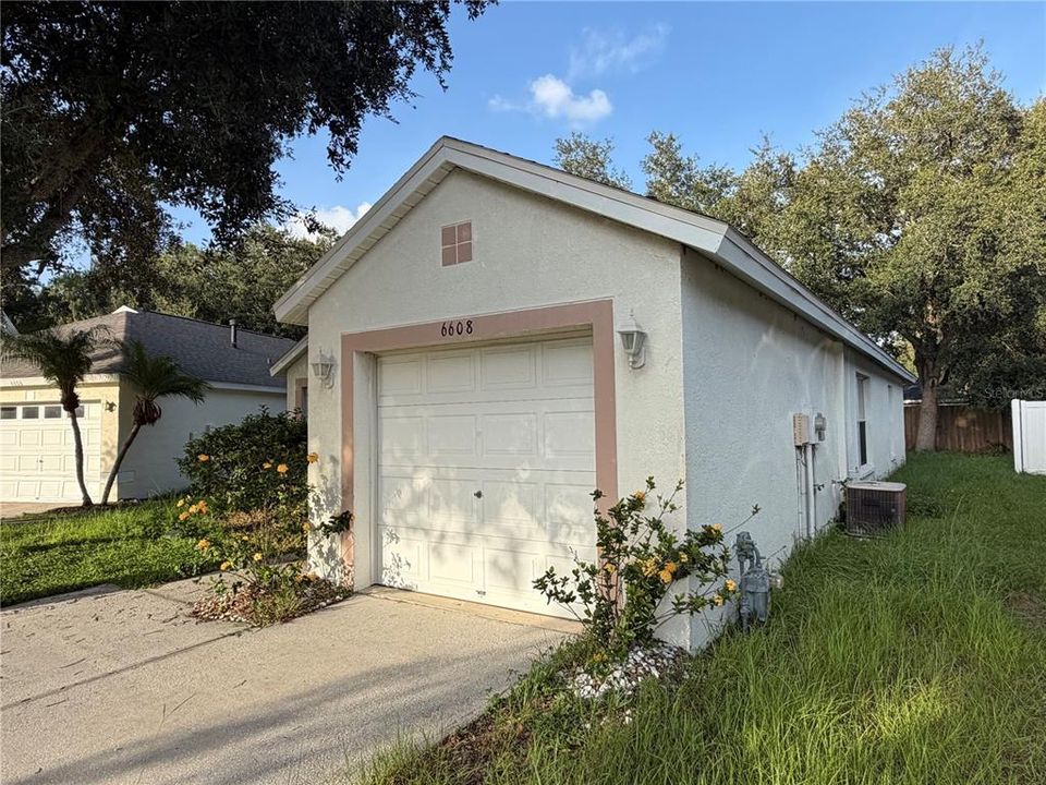 For Sale: $264,000 (3 beds, 2 baths, 1182 Square Feet)