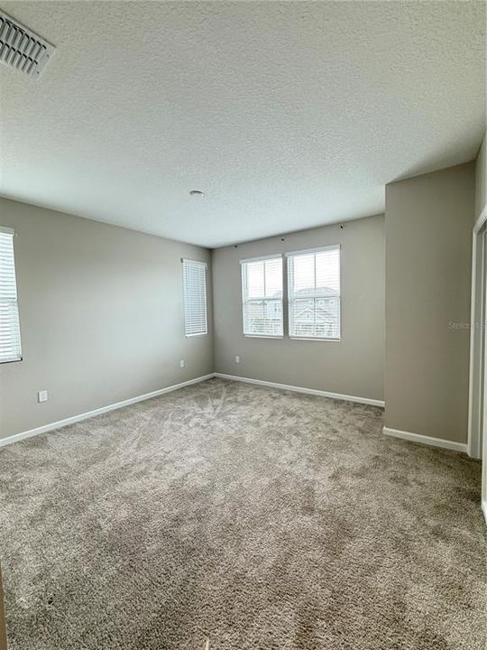 В аренду: $2,300 (3 спален, 2 ванн, 1506 Квадратных фут)