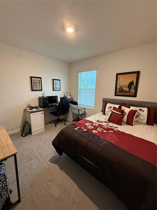For Rent: $2,600 (3 beds, 2 baths, 1994 Square Feet)