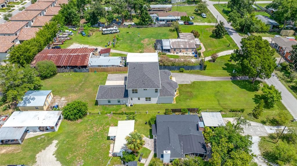 For Sale: $949,000 (6 beds, 4 baths, 4422 Square Feet)