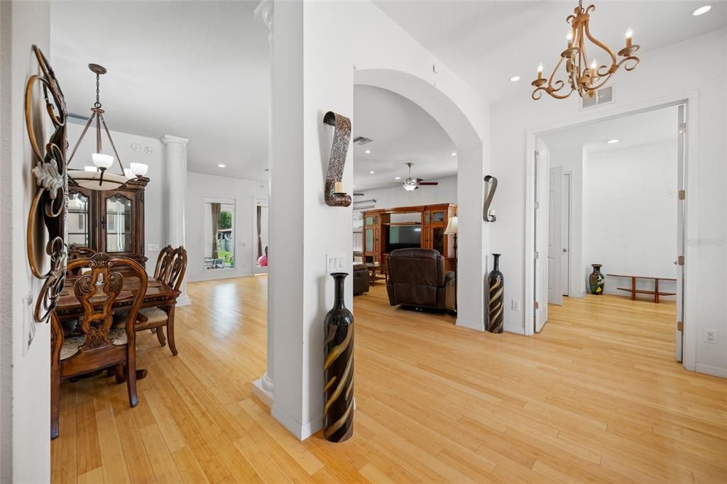 For Sale: $949,000 (6 beds, 4 baths, 4422 Square Feet)