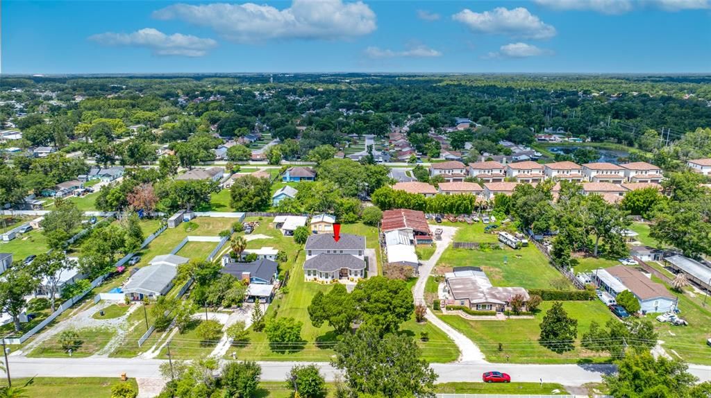 For Sale: $949,000 (6 beds, 4 baths, 4422 Square Feet)