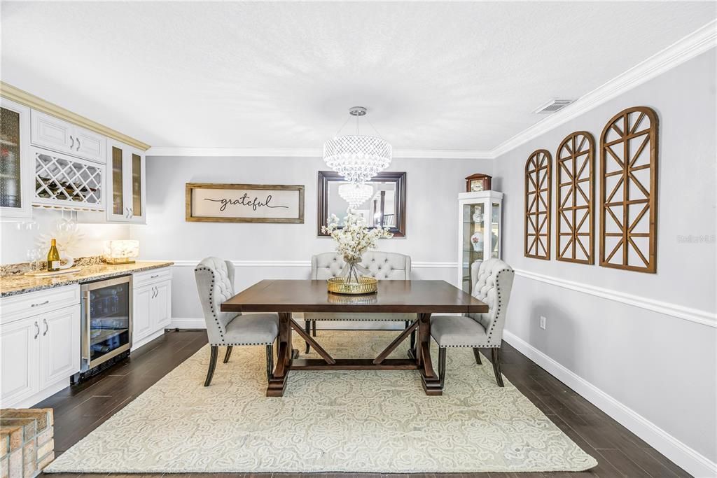 Activo con contrato: $659,900 (3 camas, 2 baños, 1980 Pies cuadrados)