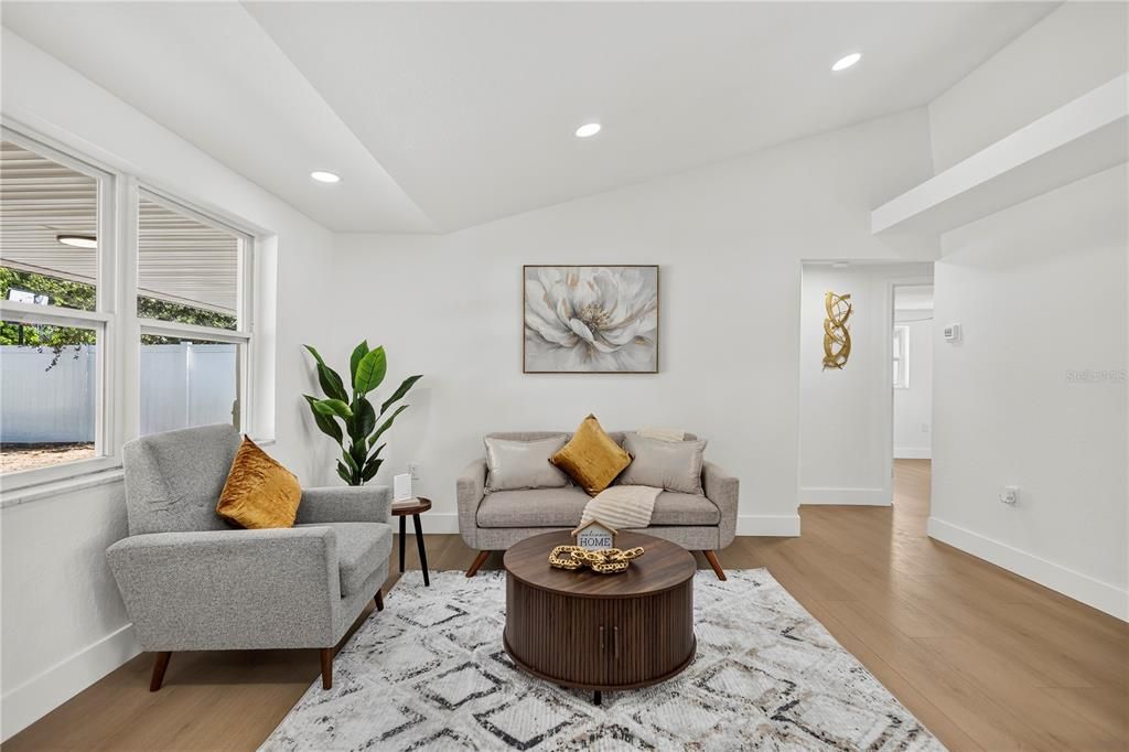 En Venta: $274,900 (3 camas, 2 baños, 1199 Pies cuadrados)