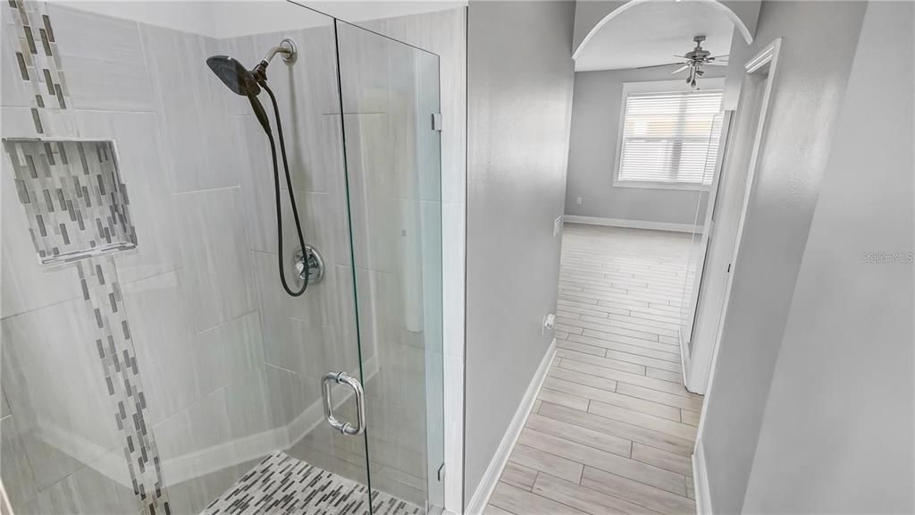 В аренду: $3,350 (5 спален, 3 ванн, 2800 Квадратных фут)