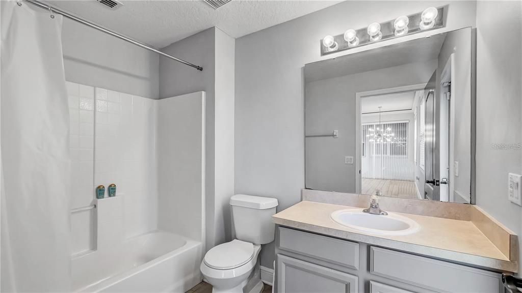 В аренду: $3,350 (5 спален, 3 ванн, 2800 Квадратных фут)